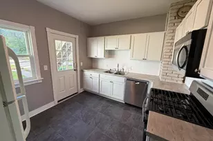 232 Spencer St NE, Grand Rapids, MI 49505 - Photo 10