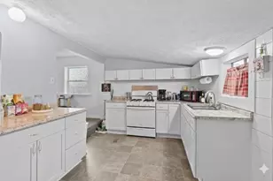 937 124th Ave, Shelbyville, MI 49344 - Photo 12