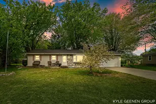 1675 State St, Holland, MI 49424 - Photo 1