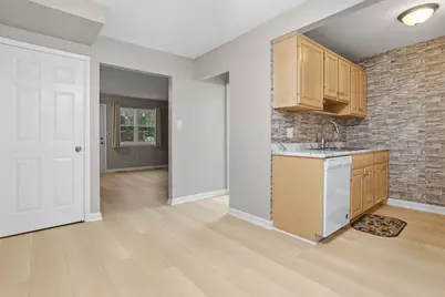 45315 Kensington Street, Utica, MI 48317 - Photo 8