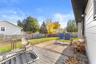 2754 Fairbrook Dr, Jenison, MI 49428 - Photo 10