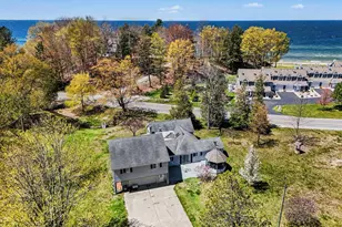 6665 Lakeshore Rd, Manistee, MI 49660 - Photo 28