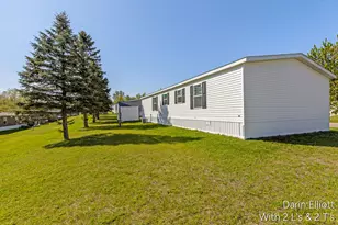 1133 Yeomans St, Ionia, MI 48846 - Photo 2