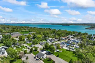 8159 Colony Dr, Grosse Ile, MI 48138 - Photo 50