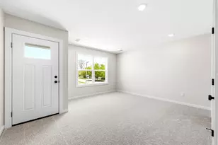 912 Indiana Ave, South Haven, MI 49090 - Photo 10