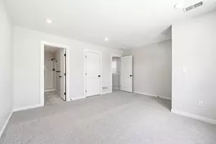 912 Indiana Ave, South Haven, MI 49090 - Photo 10