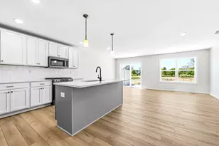 912 Indiana Ave, South Haven, MI 49090 - Photo 8
