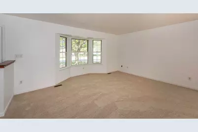 5665 Caren Drive, Ypsilanti, MI 48197 - Photo 14
