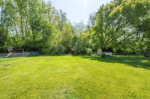 5665 Caren Dr, Ypsilanti, MI 48197 - Photo 10