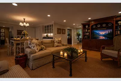 955 W Center Street, Douglas, MI 49406 - Photo 8