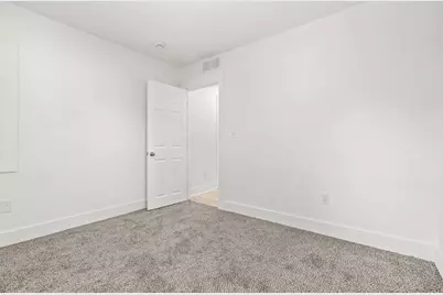 1568 Forrest Avenue NE, Grand Rapids, MI 49505 - Photo 38