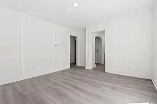 1568 Forrest Ave NE, Grand Rapids, MI 49505 - Photo 18