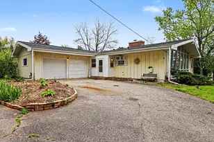 21308 Waubascon Rd, Battle Creek, MI 49017 - Photo 2