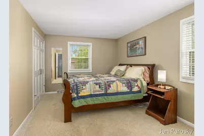 1646 Laurel Avenue SE, Grand Rapids, MI 49506 - Photo 22