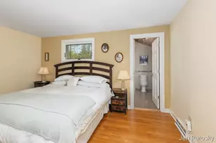 1646 Laurel Ave SE, Grand Rapids, MI 49506 - Photo 18