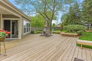1646 Laurel Ave SE, Grand Rapids, MI 49506 - Photo 28