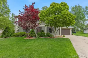 1646 Laurel Ave SE, Grand Rapids, MI 49506 - Photo 2
