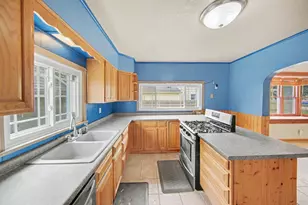 264 Ypsilanti St, Dundee, MI 48131 - Photo 2