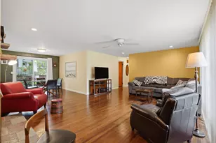 2655 Elsinore Dr, Waterford, MI 48328 - Photo 4