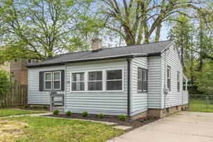 1146 Eastern Ave NE, Grand Rapids, MI 49503 - Photo 2