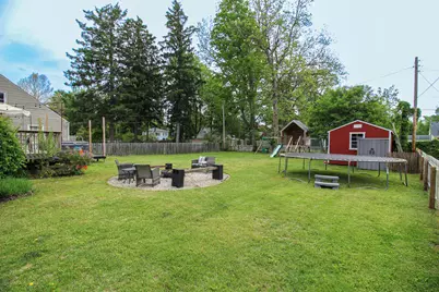 615 East Street, Three Rivers, MI 49093 - Photo 10