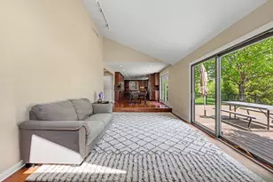 2728 Holyoke Ln, Ann Arbor, MI 48103 - Photo 16