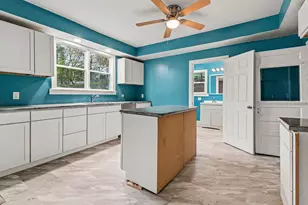 280 6th Ave, Manistee, MI 49660 - Photo 12