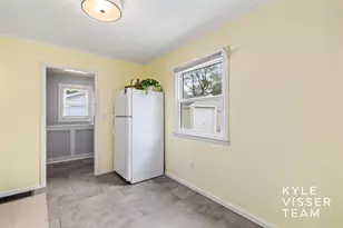 331 41st St SW, Wyoming, MI 49548 - Photo 8