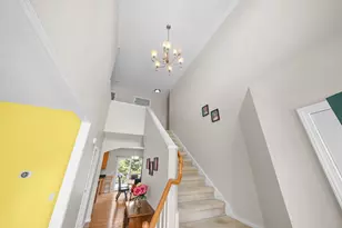 3727 Hogan Cir, Rochester, MI 48307 - Photo 2