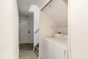1155 Freesia Ct, Ann Arbor, MI 48105 - Photo 20