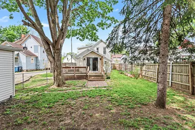 42 McKinley Avenue N, Battle Creek, MI 49017 - Photo 22
