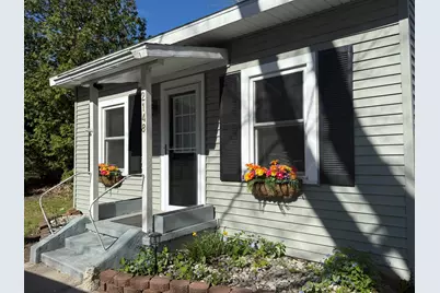 2148 N Lakeshore Drive, Ludington, MI 49431 - Photo 6