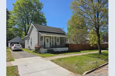 213 S Higbee Street, Reed City, MI 49677 - Photo 2