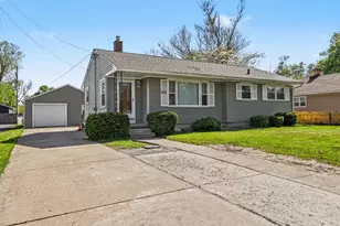 709 W Highland Blvd, Battle Creek, MI 49015 - Photo 1