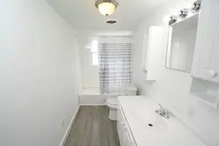 501 E Paw Paw St, Paw Paw, MI 49079 - Photo 18