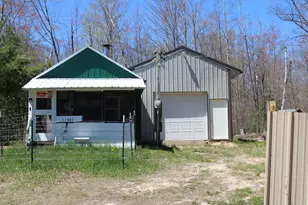 11401 Little George Lake Rd, Gladwin, MI 48624 - Photo 32