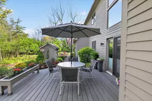 2525 Hickory Rd, Ann Arbor, MI 48103 - Photo 56