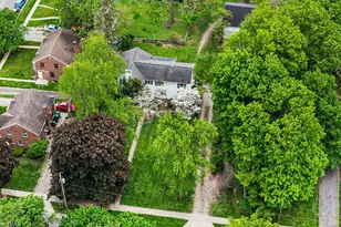 1011 W Maumee St, Adrian, MI 49221 - Photo 4