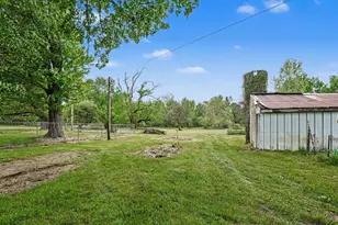 38753 Fisk Lake Rd, Paw Paw, MI 49079 - Photo 10