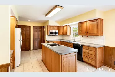 1746 Edgewood Avenue SE, Grand Rapids, MI 49506 - Photo 8