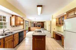 1746 Edgewood Ave SE, Grand Rapids, MI 49506 - Photo 12