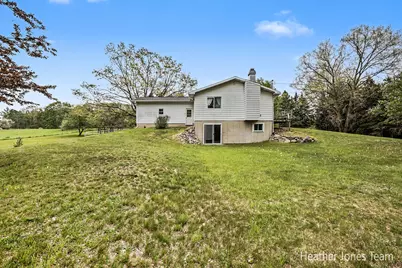 1320 W Stanton Road, Stanton, MI 48888 - Photo 32