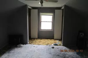 207 Cherry St, Allegan, MI 49010 - Photo 12