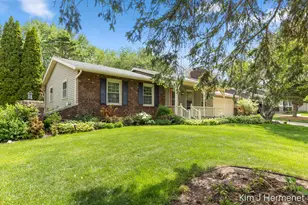 2508 Greenings Ave NE, Grand Rapids, MI 49525 - Photo 2