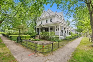 307 Center St, Dowagiac, MI 49047 - Photo 2