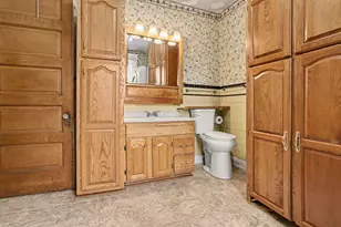 307 Center St, Dowagiac, MI 49047 - Photo 16