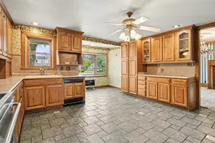 307 Center St, Dowagiac, MI 49047 - Photo 8