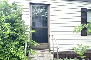 855 W Jefferson St, Grand Ledge, MI 48837 - Photo 22