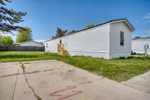 2300 Drive in Ln, Mount Pleasant, MI 48858 - Photo 14