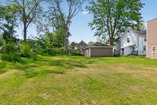 127 W Wilkins St, Jackson, MI 49203 - Photo 10